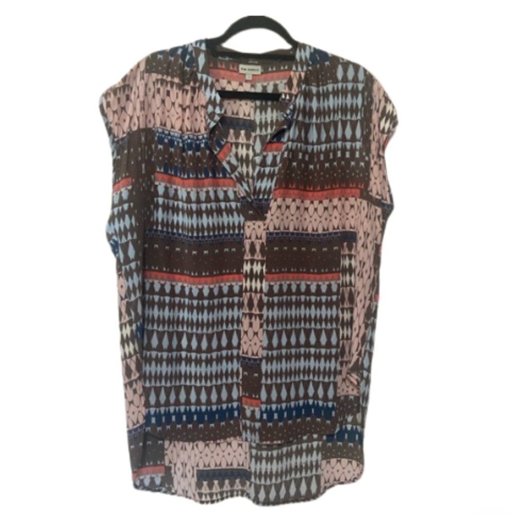 The Odells women's L 100% silk mixed geometric print split neck high low top EUC